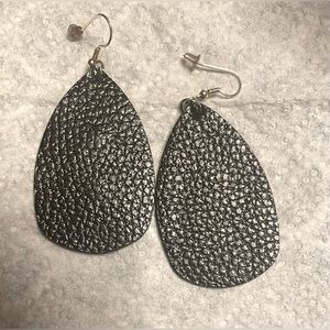 Faux Teardrop Earring’s set
